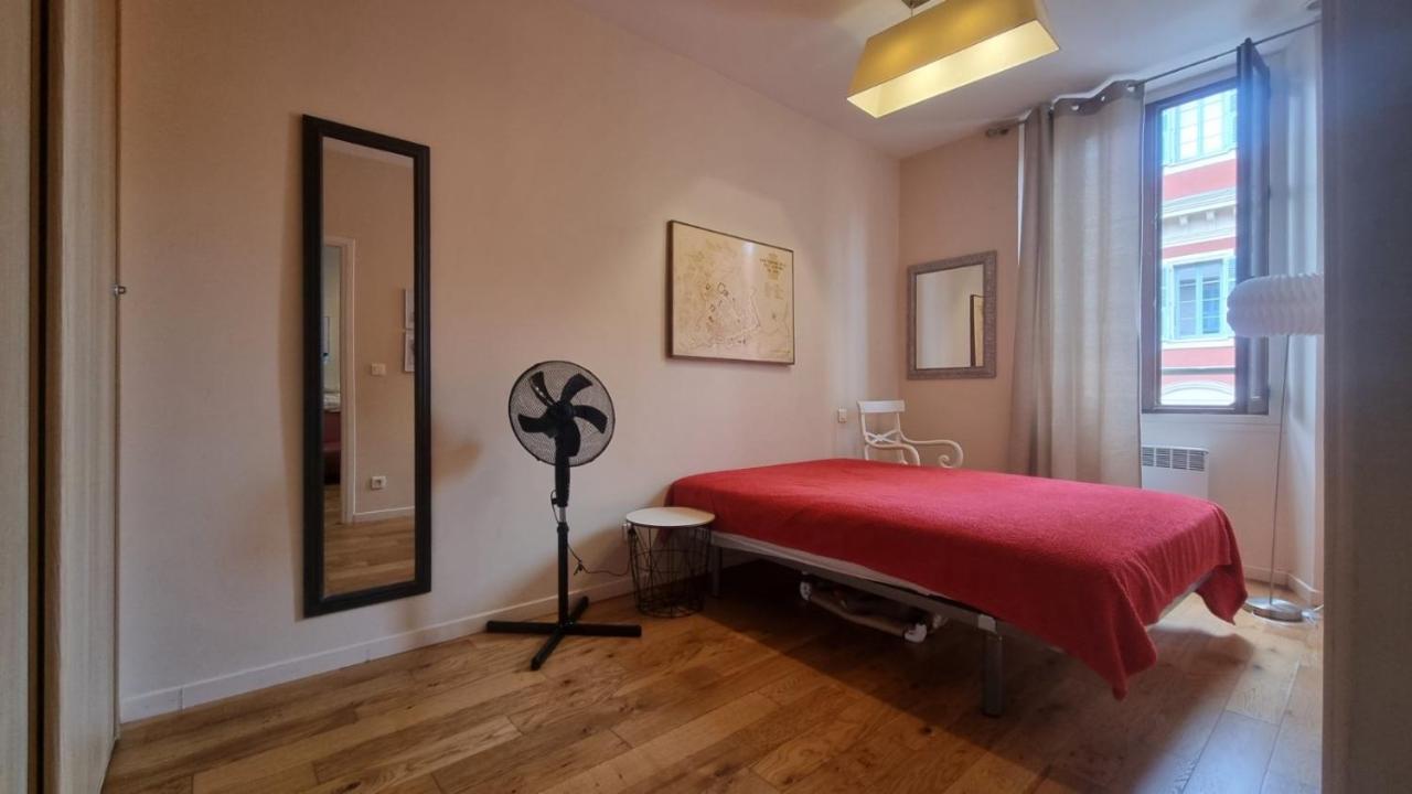 Appartement En Plein Coeur De Vieille Niza Exterior foto